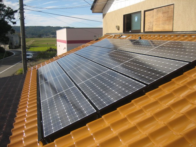 太陽光パネル工事2