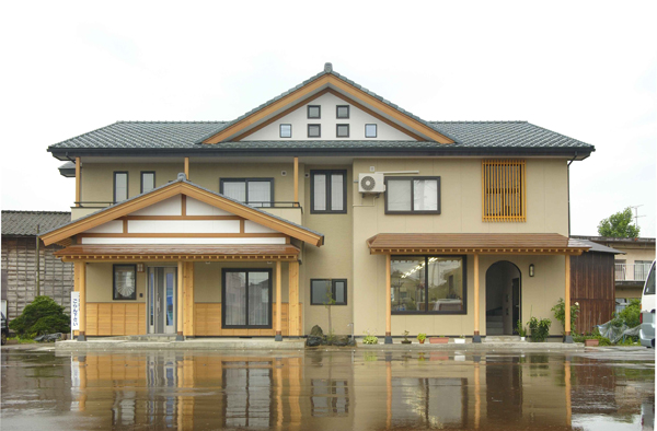 株式会社　三井工務店