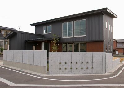 【小曽根の家】